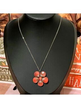 Sterling Silver Wire-wrapped Cherry Quartz Stone Flower Pendant Necklace 925